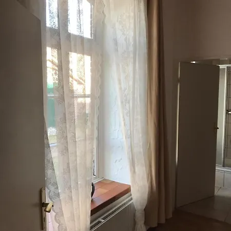Fuer Zwei Personen Im Erdgeschoss דירה דורנום